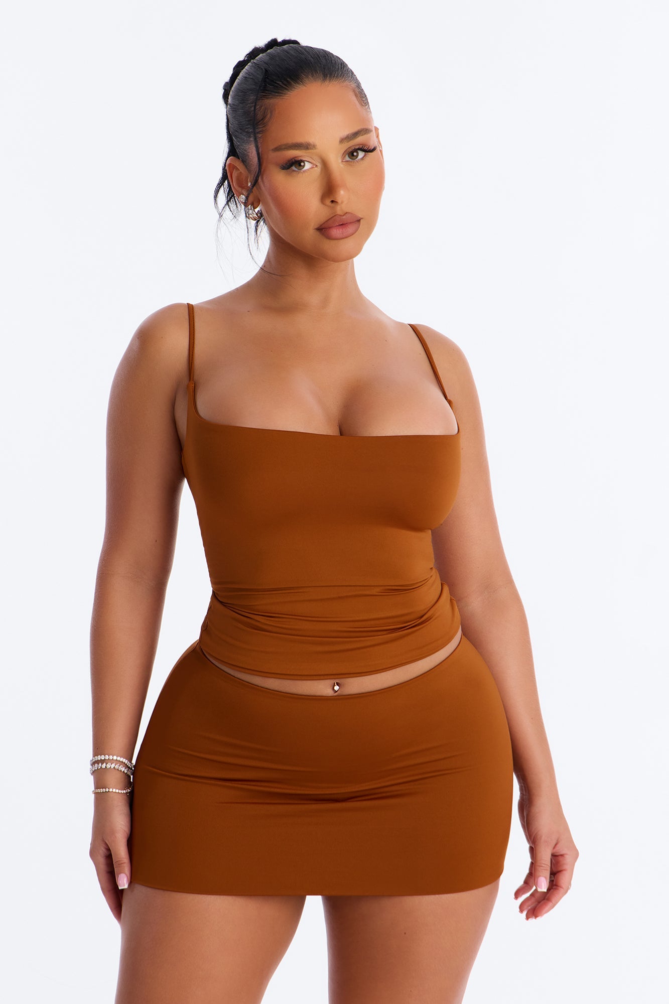 https://cdn.shopify.com/s/files/1/0293/9277/files/03-31-26_S4_16_B12503KT4105_Copper_KK_JS_11-41-25_1243_PXF.jpg?v=1775496033