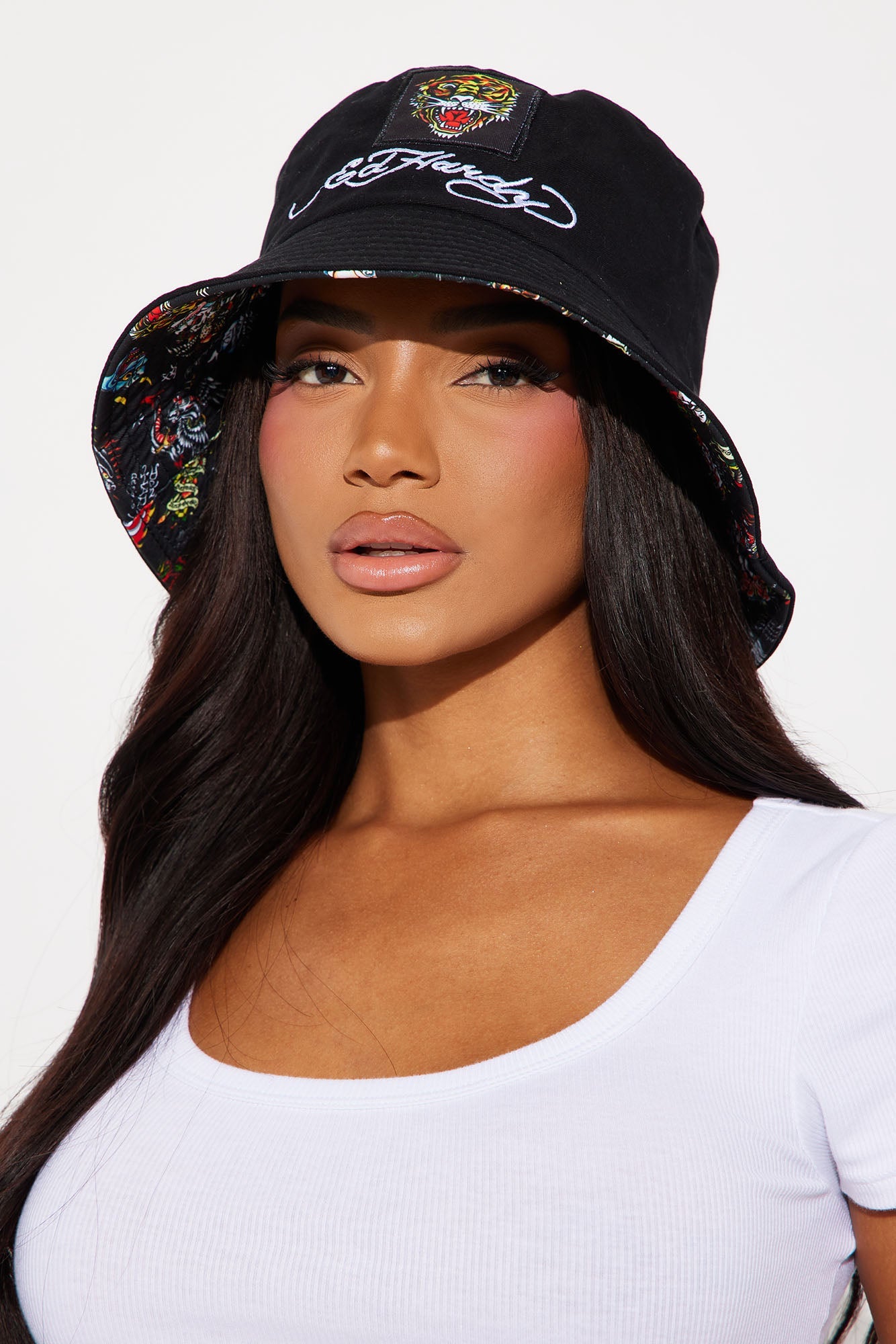 https://cdn.shopify.com/s/files/1/0293/9277/files/07-31-24_S1_73_AXG2114H_Black_CZ_MO_14-53-01_114912_BH.jpg?v=1722556142