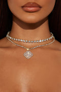 https://cdn.shopify.com/s/files/1/0293/9277/files/10-03-24_S1_22_TROY11979_Gold_TK_AP_11-38-04_43813_PXF_SG.jpg?v=1728333572