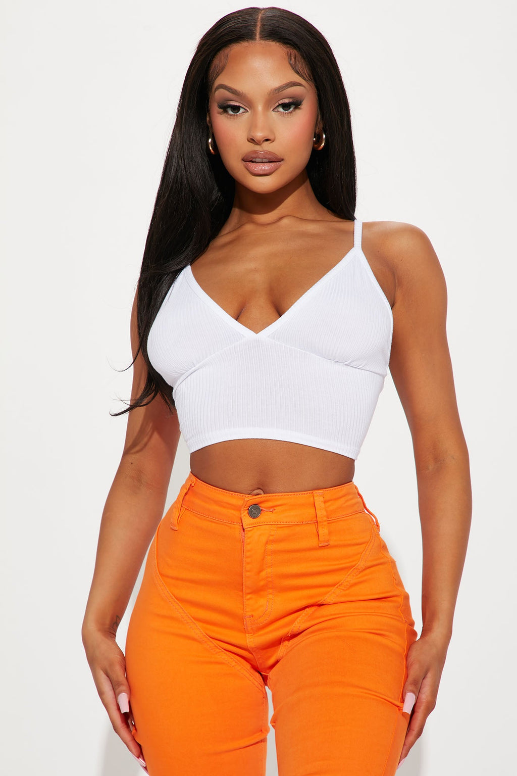 https://cdn.shopify.com/s/files/1/0293/9277/products/11-30-22Studio1_ME_AC_12-00-18_30_HT13306_White_11290_ES.jpg?v=1669926677