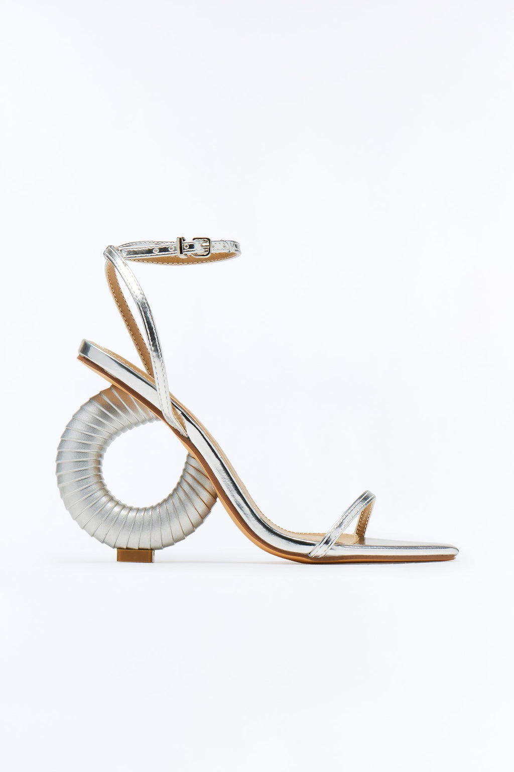 https://cdn.shopify.com/s/files/1/0293/9277/files/12-29-25_SL_26_ULLY_Silver_KP_15-25-05_FLATLAY_2019_PXF.jpg?v=1767567625