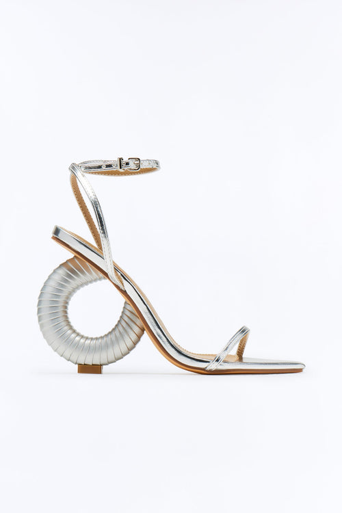 https://cdn.shopify.com/s/files/1/0293/9277/files/12-29-25_SL_26_ULLY_Silver_KP_15-25-05_FLATLAY_2019_PXF.jpg?v=1767567625